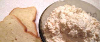 Паста с кальмаром и креветками