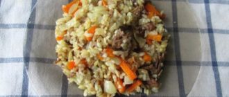 Плов с тушенкой на сковороде